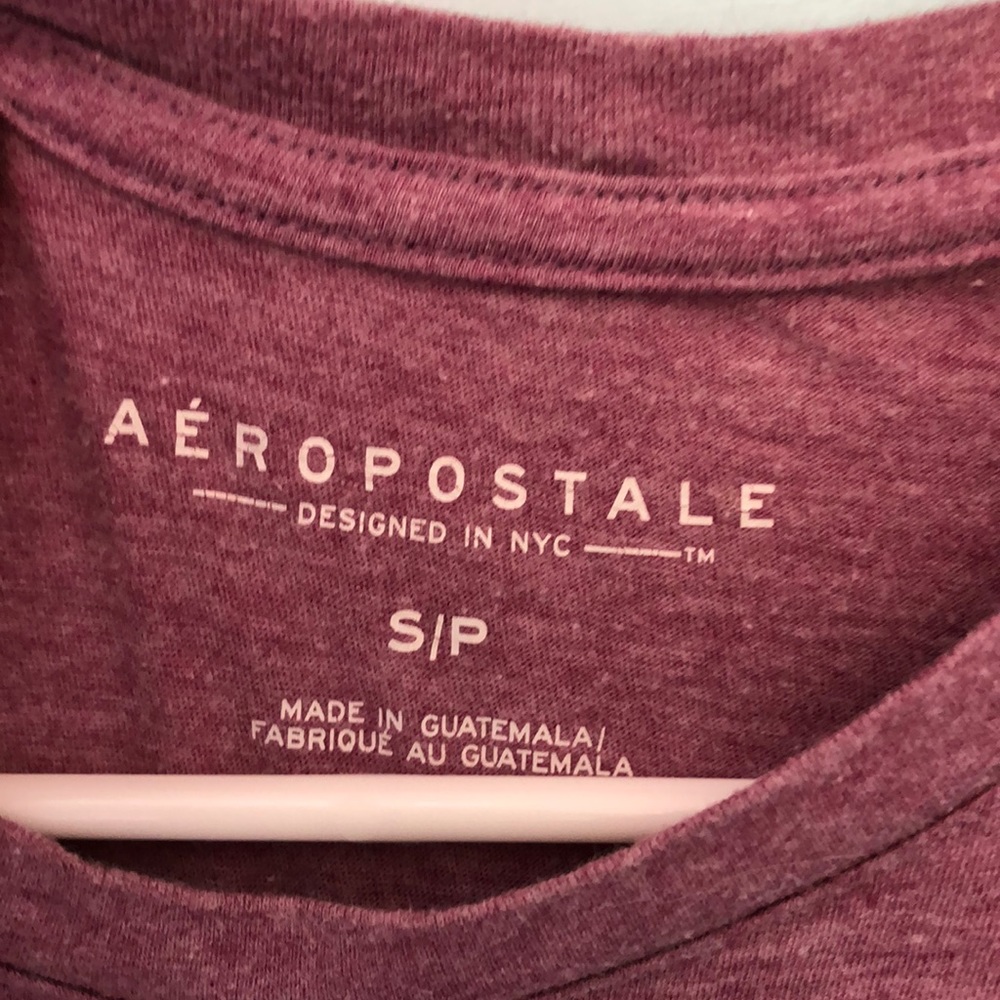 T-Shirt - Picture 2 of 4